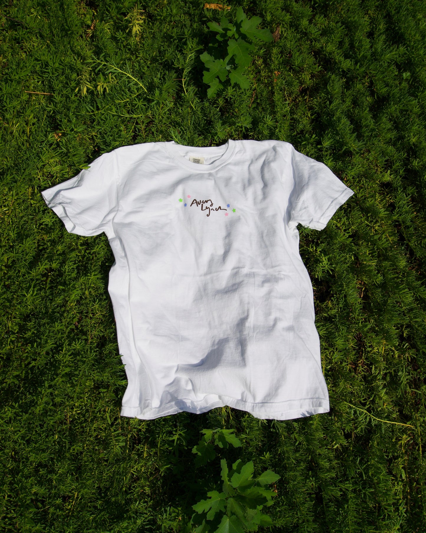 Avery Tee
